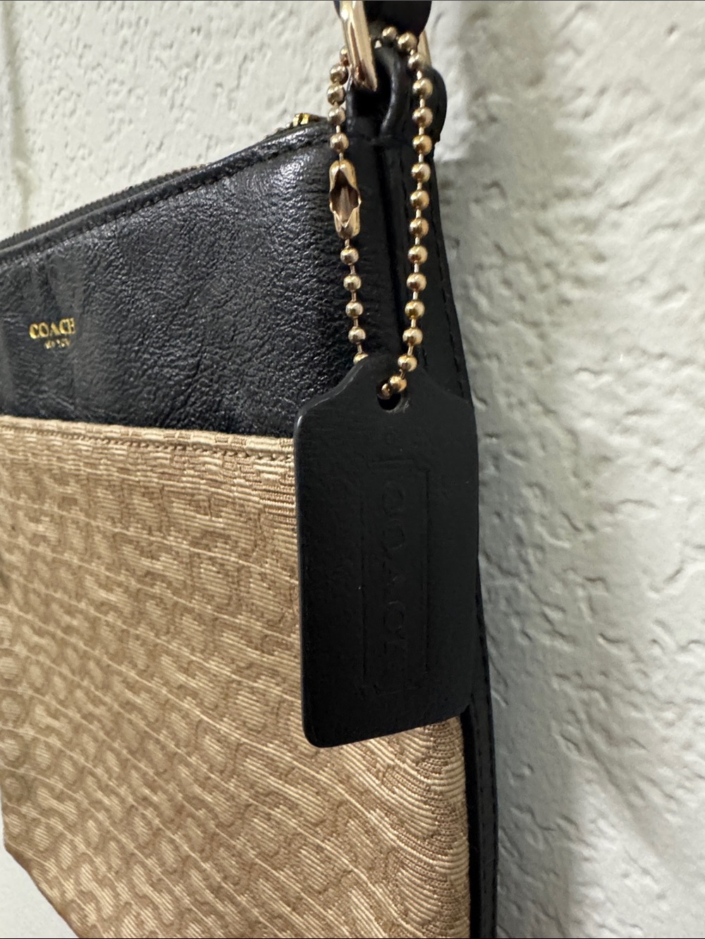 Coach Signature Canvas Crossbody Bag Black Leather Trim Gold Hardware - Picture 3 of 15